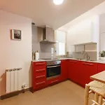 Bravissimo Cort Reial 4b Duplex, Monthly * Girona