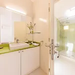 Bravissimo Cort Reial 4b Duplex, Monthly Apartment