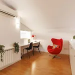 Apartment Bravissimo Cort Reial 4b Duplex, Monthly Girona