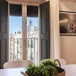 Bravissimo Cort Reial 4b Duplex, Monthly *