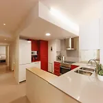 Apartment Bravissimo Cort Reial 4b Duplex, Monthly *