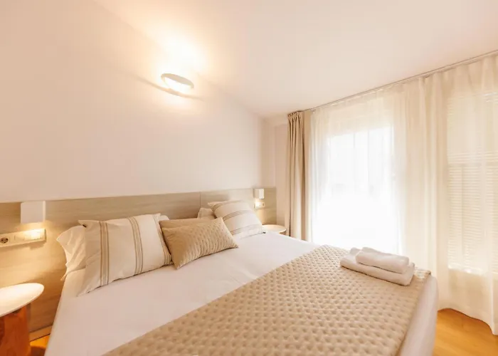 Bravissimo Cort Reial 4b Duplex, Monthly شقة *